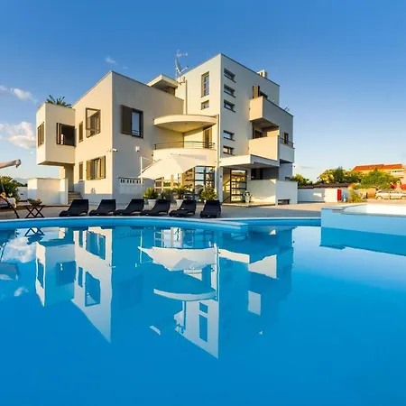 Menalo Apartament