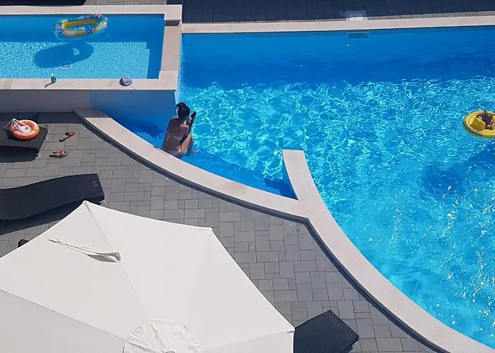Appartamento Menalo Zaton (Zadar)